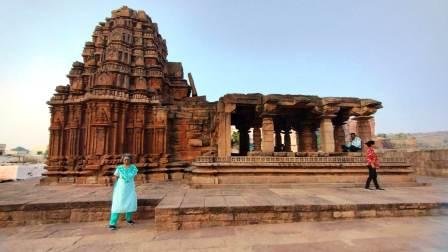 evening at Bhootnath Temple, Badami 